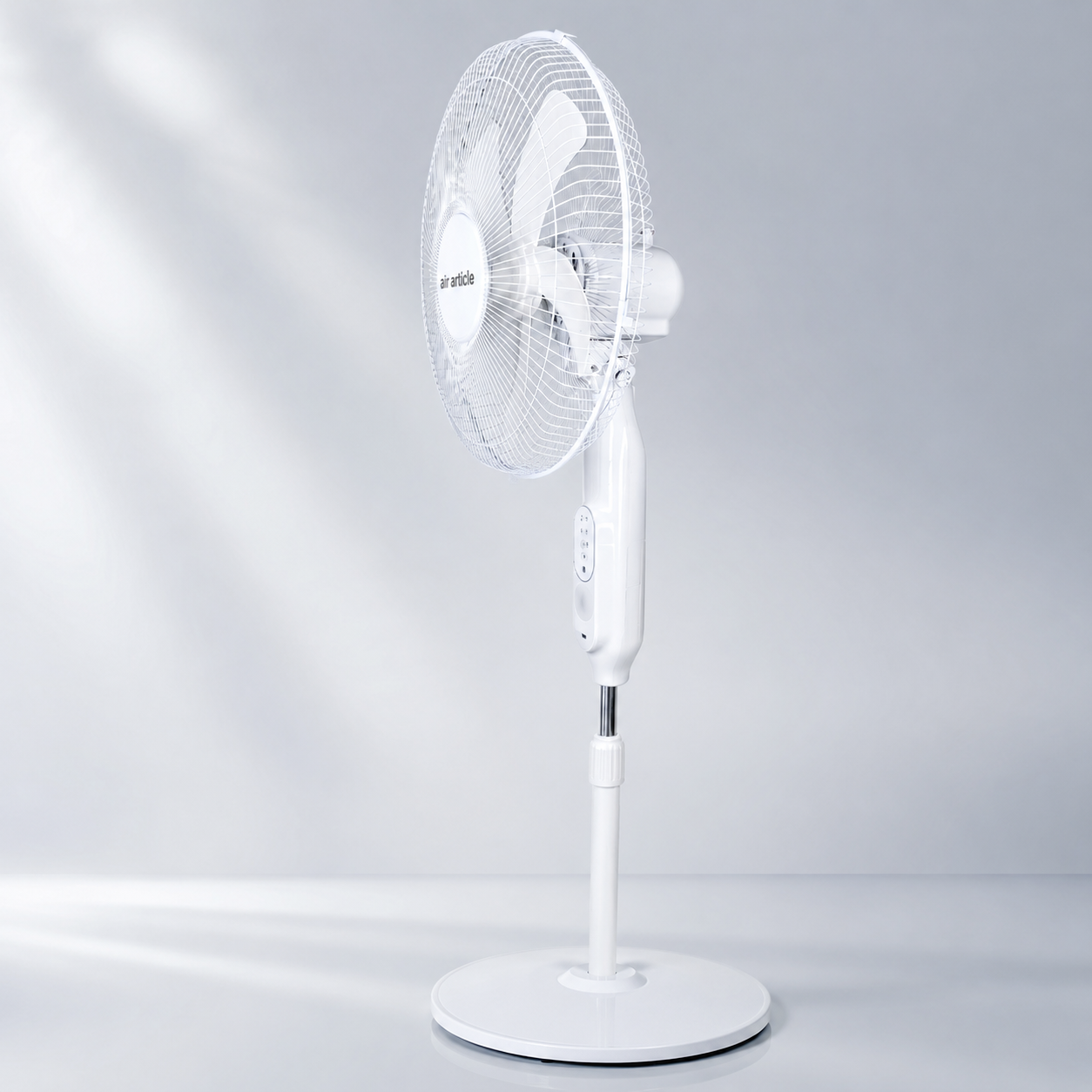 Ventilateur sur Pied 16” Rechargeable avec Télécommande – Air Arctic