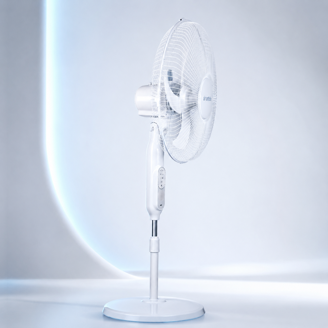 Ventilateur sur Pied 16” Rechargeable avec Télécommande – Air Arctic
